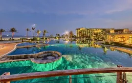 BỂ BƠI NƯỚC MẶN FLC SẦM SƠN