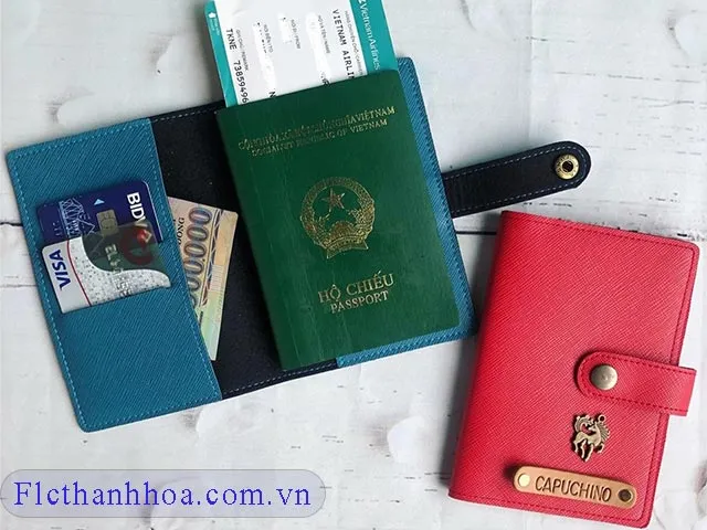 Chuẩn bị tiền và giấy tờ tùy thân khi đi biển